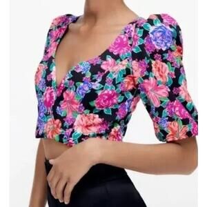 NWT Zara Floral Cropped Puff Sleeve Top Size Small Cottage Festival